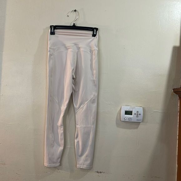 Fabletics Size Small - Picture 1 of 10